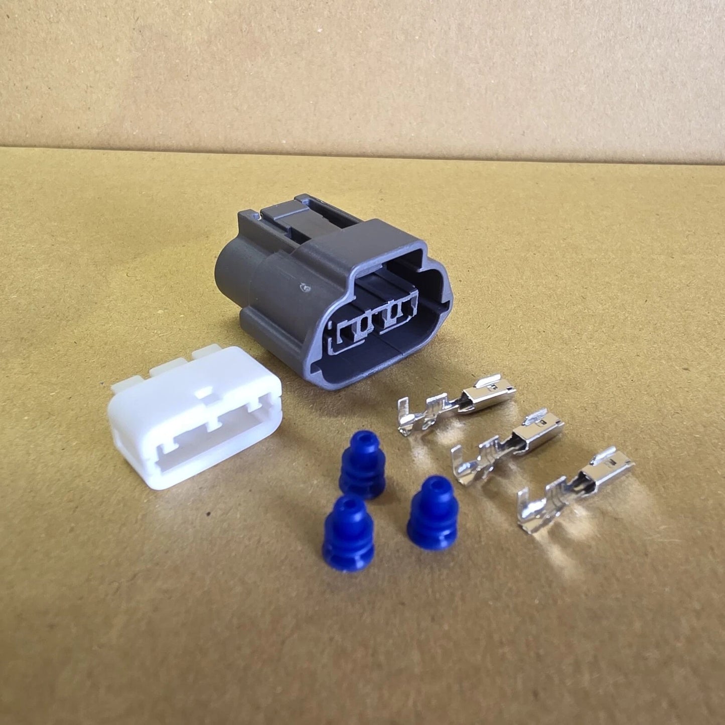 3 Pins Ignition Coil Connector for Mazda Nissan