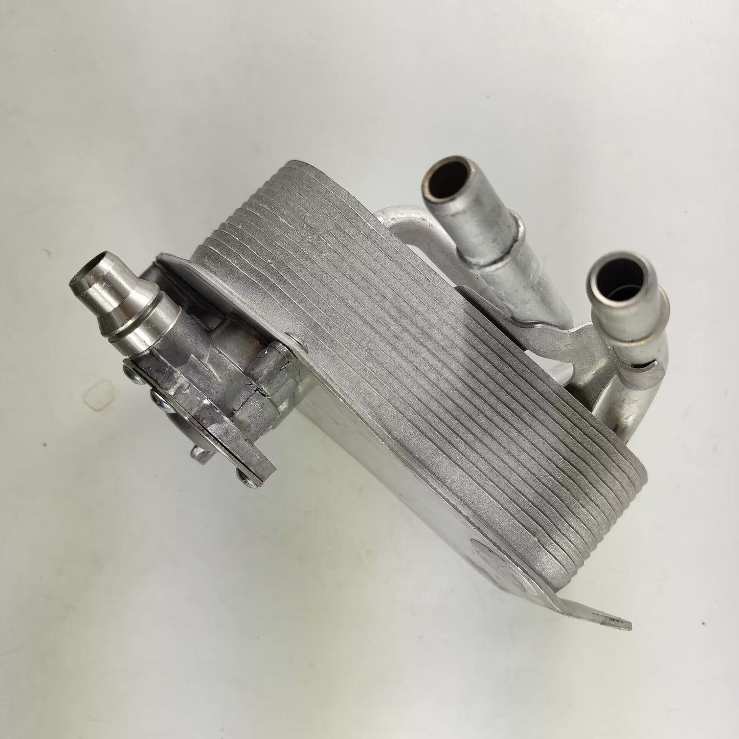 Transmission Oil Cooler for BMW 135i 335i 335xi E82 E84 E90 Z4 (2008–2013)