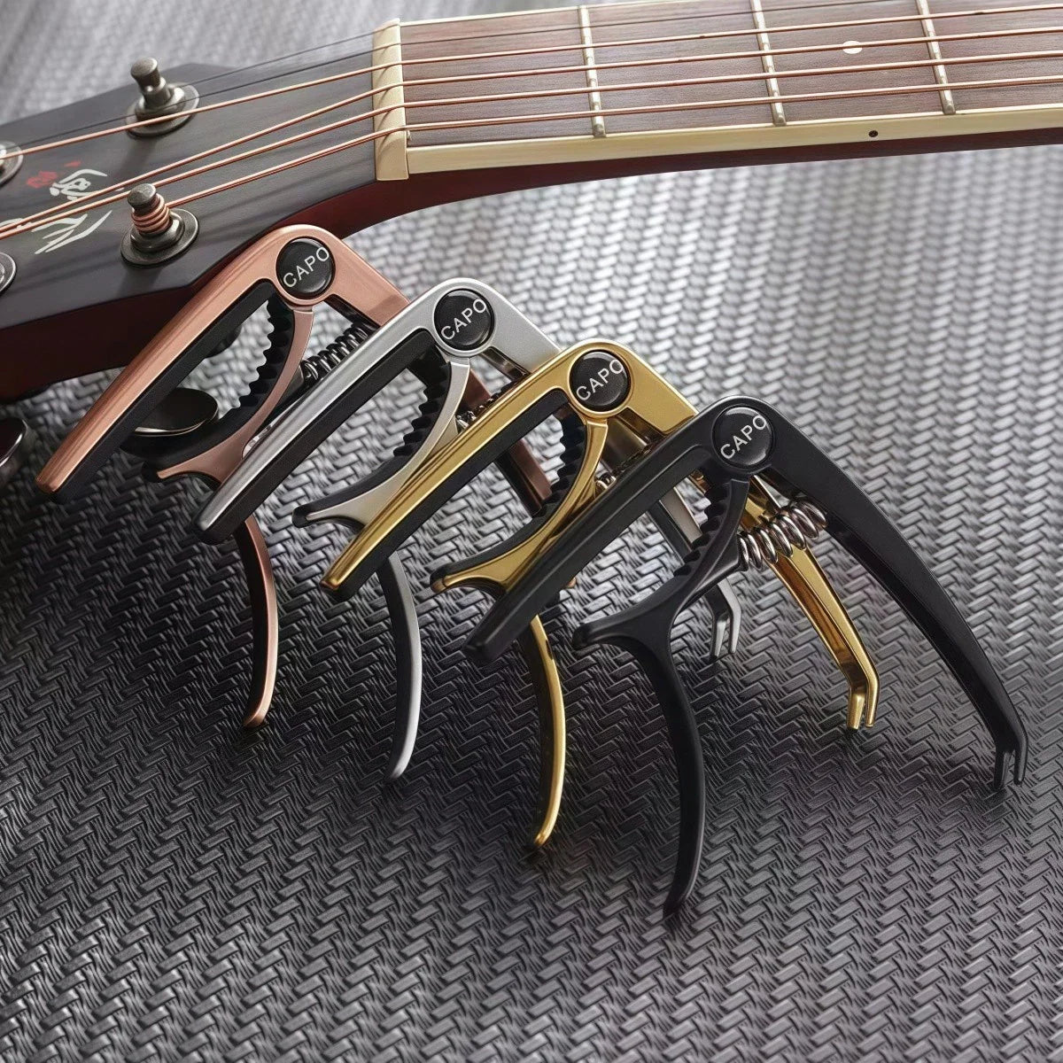 7 Colors Zinc Alloy Guitar Capo with String Puller for Acoustic Guitar