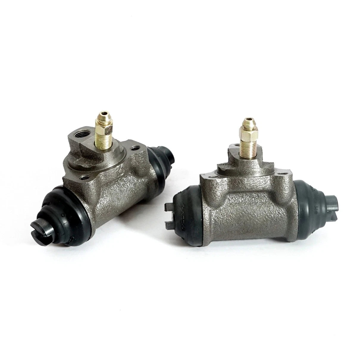 Set of 2 Rear Wheel Brake Cylinders for Datsun Nissan 620 2WD (1972–1979)
