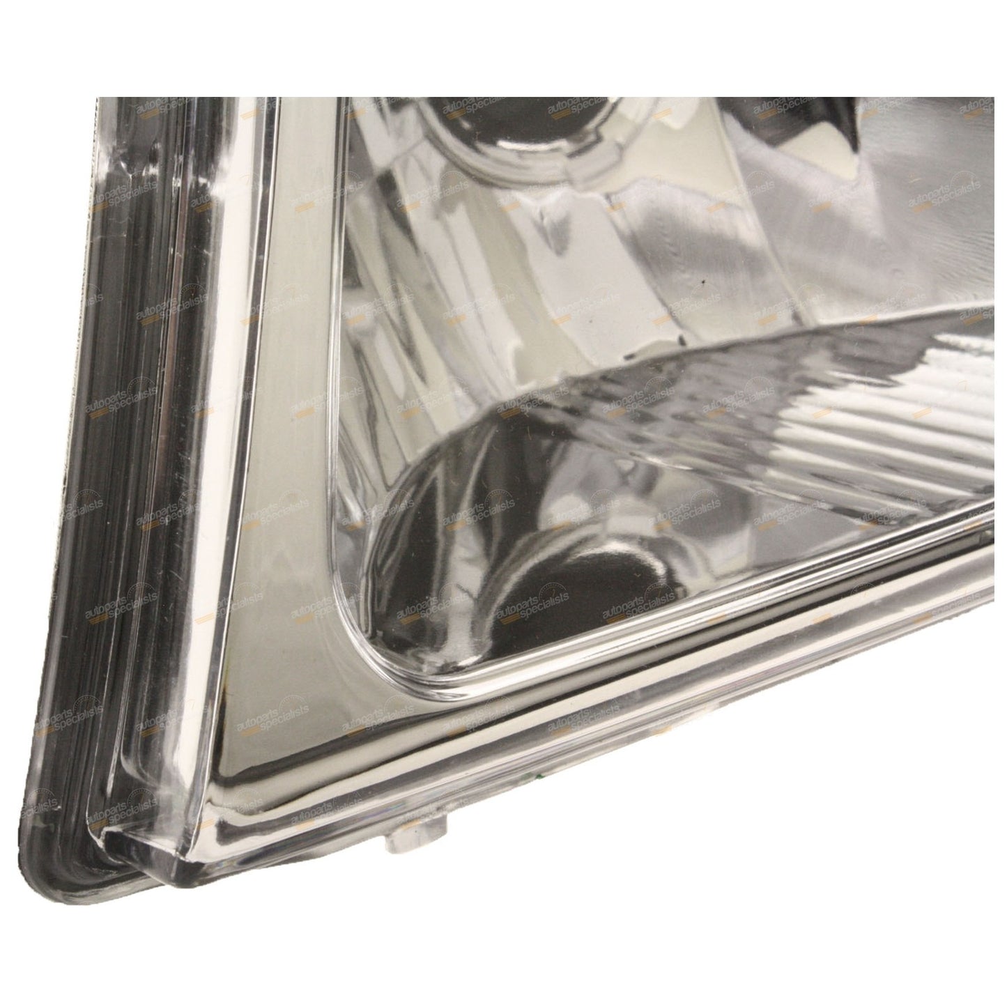 LH Headlight for Toyota Hilux SR5 (2001–2005)