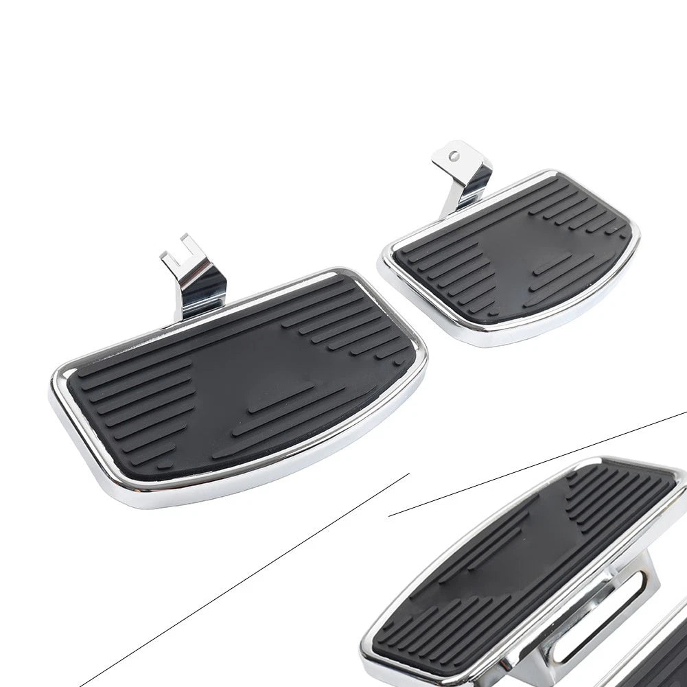 Driver Footboard Front Footpegs for Harley Softail Low Rider Street Bob (2018–2024)