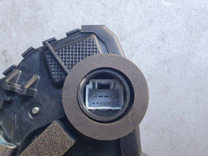 Power Door Lock Mechanism Front Right RH for Toyota Hilux (2005–2015)