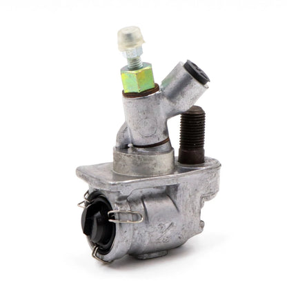Front Right Wheel Brake Cylinder for Datsun Nissan 620 Pickup (1972–1979)