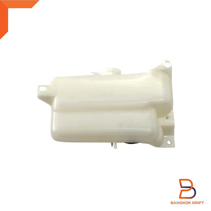 Windshield Washer Tank Pump for Nissan Navara D21 (1987-1997)