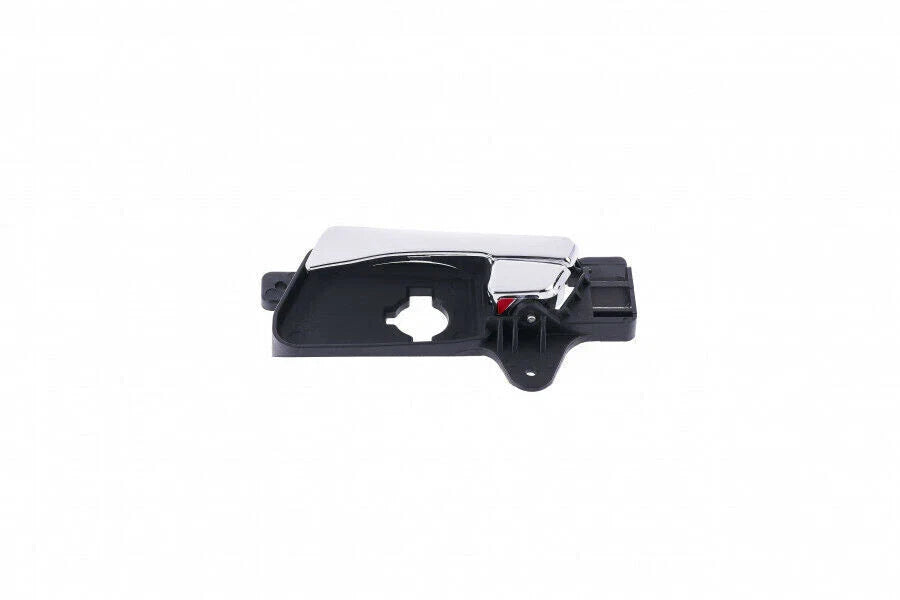 Chrome Front Left Inner Door Handle for Hyundai i30 (2007–2012)