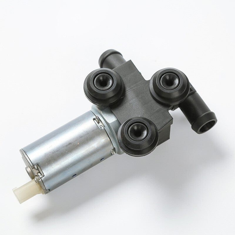 Warm Air Water Pump for BMW E90 E81 E82 E84 E87 E88 (2007–2013)