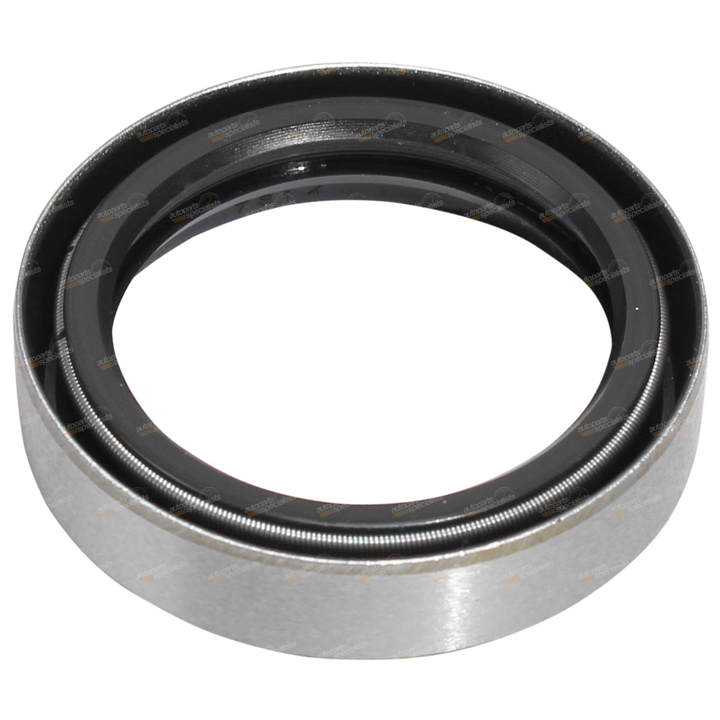 2 Front Axle Inner Oil Seals for Nissan Patrol (1978–2012)