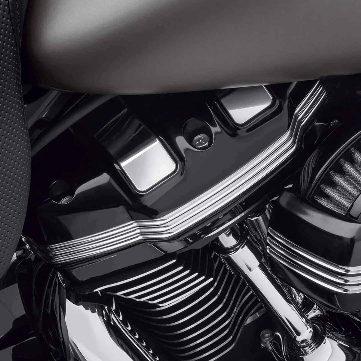Upper Rocker Box Covers for Harley Road King, Glide, Softail (2017-2023)
