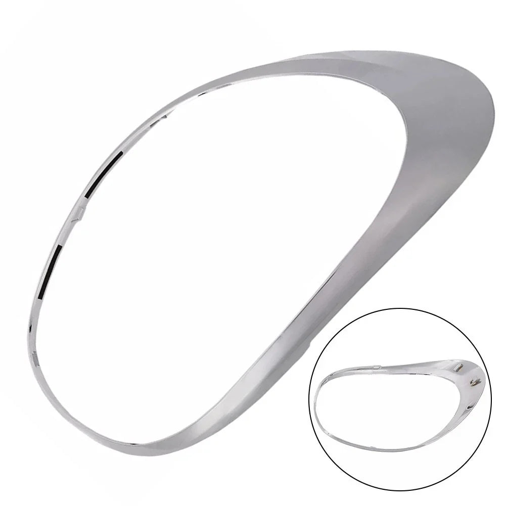 Left Chrome Silver Taillight Trim Ring for Fiat 500L (2012–2018)