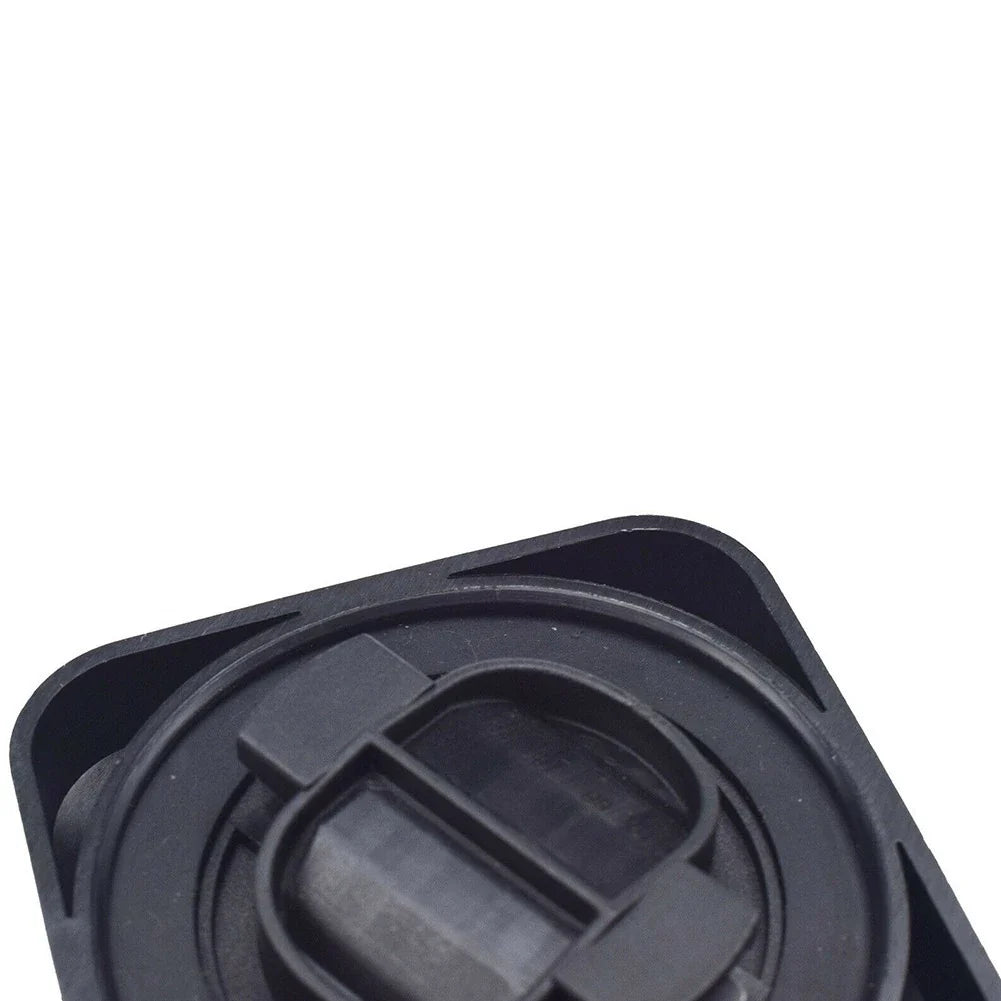 Engine Oil Filler Cap Cover Lid for E34 E36 E39 E46 E60 E64 E90 (1988–2013)