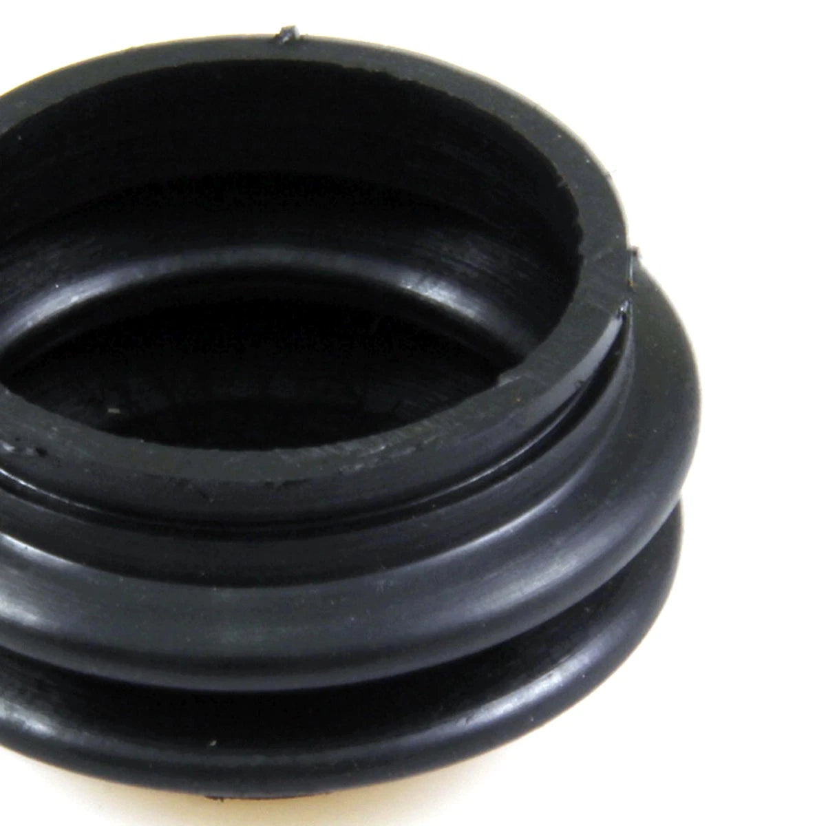 Rear Arm Lower Boot Cover for Toyota Hilux (2005–2015)