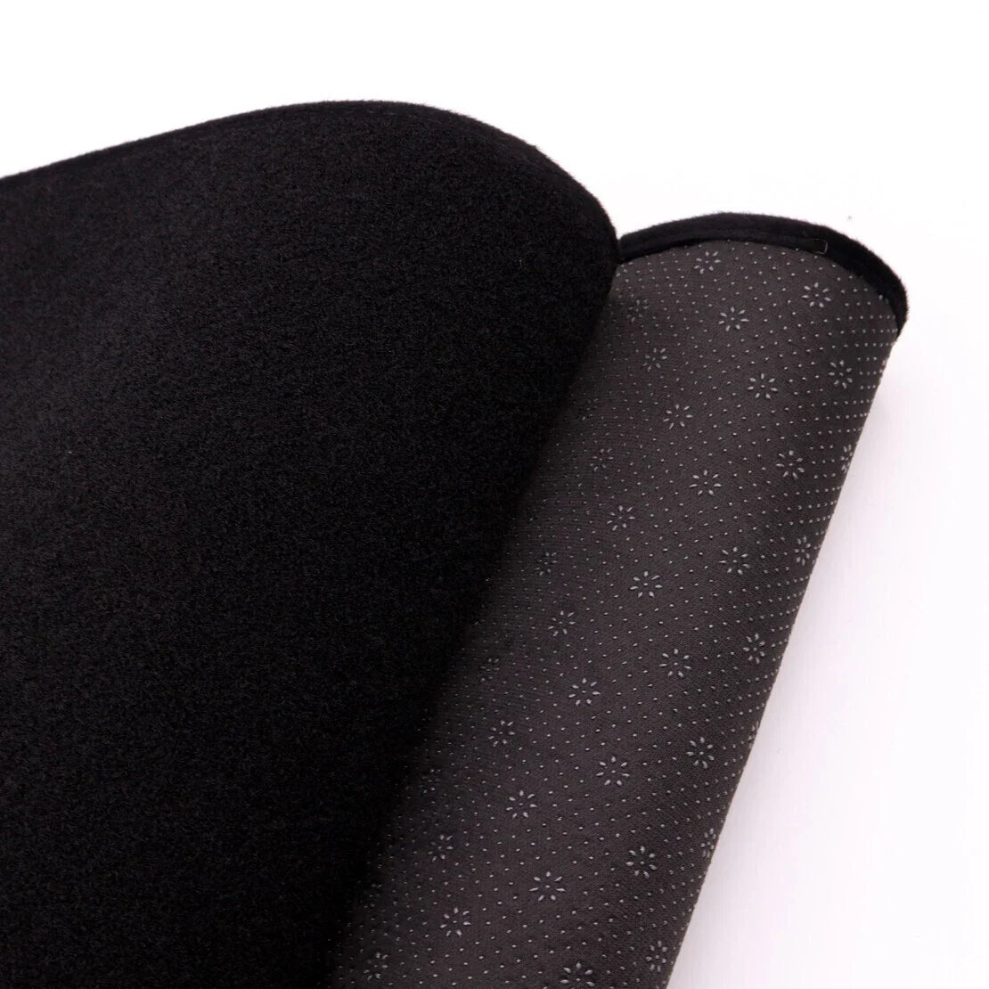 RHD Dash Mat / Dashboard Cover Carpet for Toyota Yaris (2014–2018)