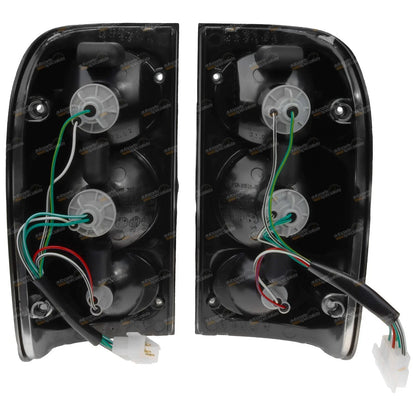 Tail Light Pair for Hilux LN152R (2001–2005)