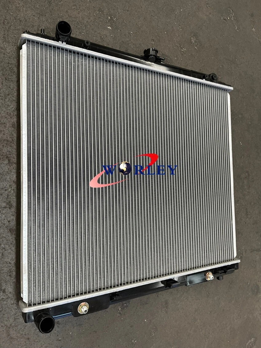 Radiator for Nissan Navara D40 Pathfinder R51 (2005–2015) 36mm