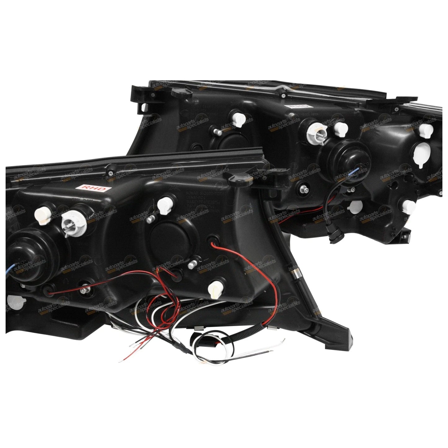 Angel-eye Projector LED Black Headlights for Toyota Landcruiser (2007–2015)