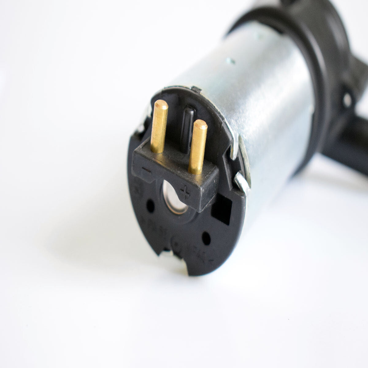 Auxiliary Electric Water Pump for Mercedes-Benz Sprinter