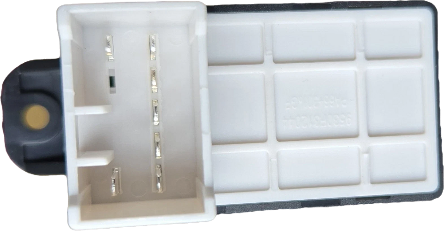 Single Power Window Switch 7 Pins for Hyundai i20 PB (2008–2014)