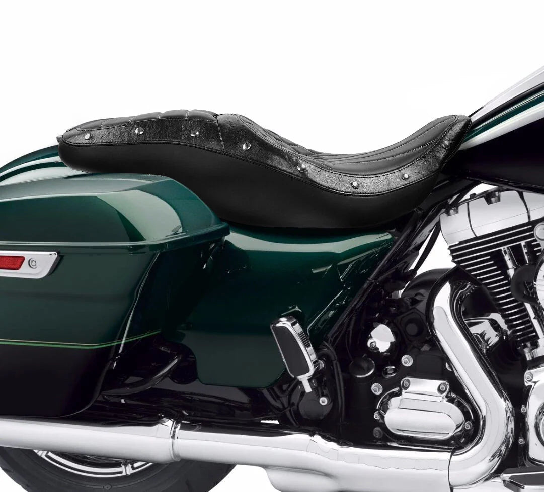 Seat Driver/Passenger for Harley Touring Road Glide Street (2009 - 2023)
