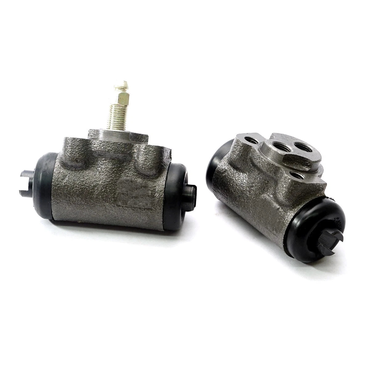 Set of 2 Wheel Brake Cylinders for Mitsubishi Triton L200 (2015–2016)