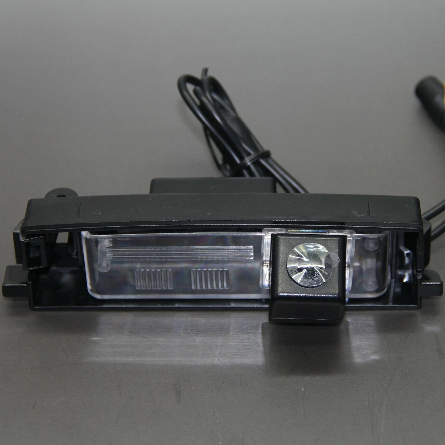 Reverse Rear View Backup Camera for Toyota RAV4 (2005–2009)