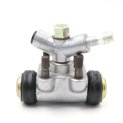 Rear Wheel Brake Cylinder for Nissan Datsun 520 521 1300 Pickup (1965–1972)