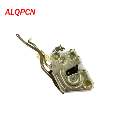 Right Side Front Door Latch Lock for Mitsubishi Pajero (1991-1999)