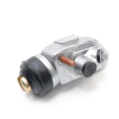 Front Right Wheel Brake Cylinder for Datsun Nissan 620 720 520 521 (1969–1986)