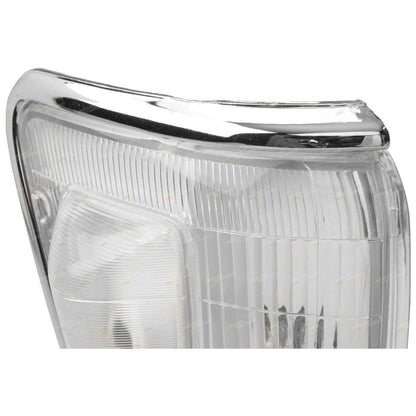 RH Corner Indicator Light w/Clear Hump for Toyota Hilux 4WD (1994–1997)