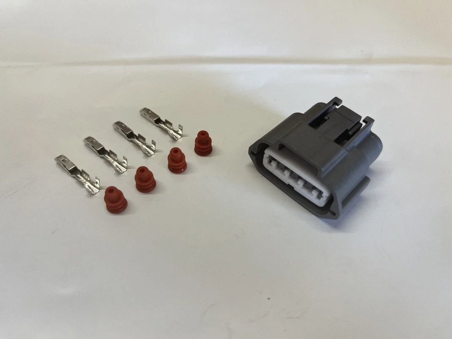 4 Pins Alternator Connector Plug for Nissan & Mitsubishi