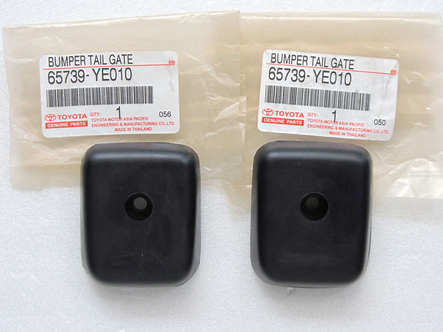 Genuine Toyota Hilux Tray Tailgate Bumper for LN85, LN106, LN167 (1988-2005)
