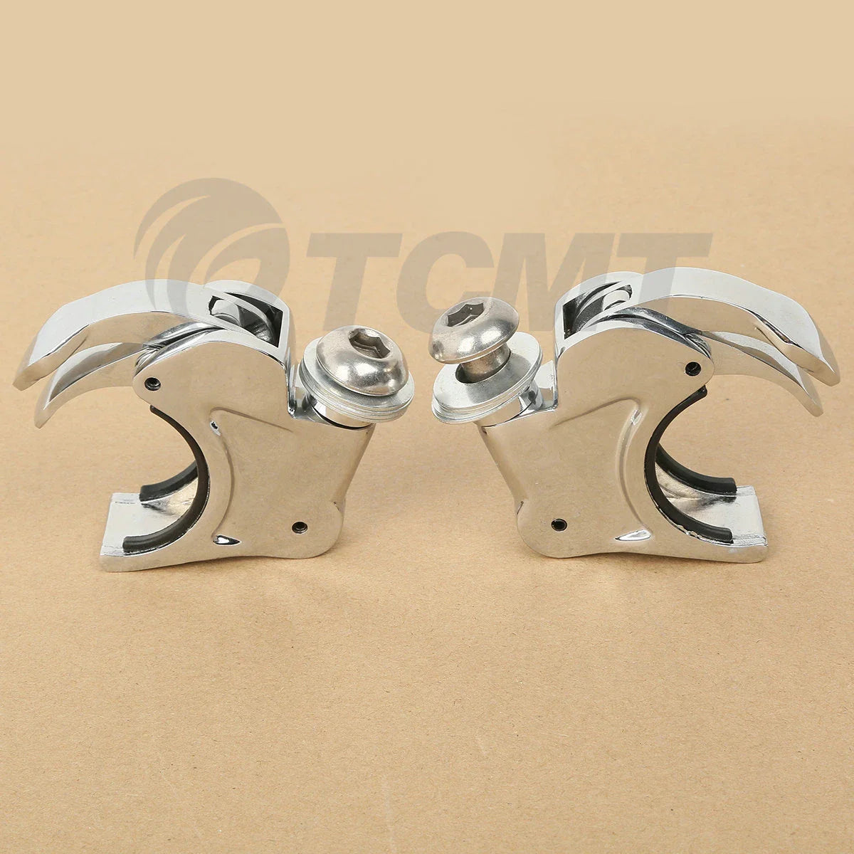 41mm Windshield Clamps for Harley Dyna Wide Glide Softail Night Train (88-13)