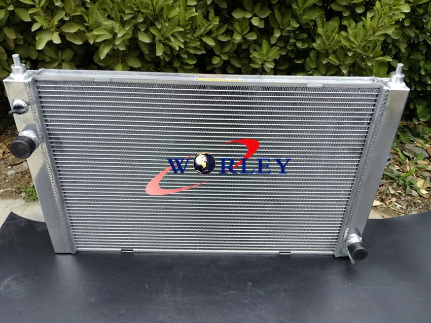 3ROW Radiator + Fan for Land Rover Discovery II V8 4.0 4.6L (1999-2004)