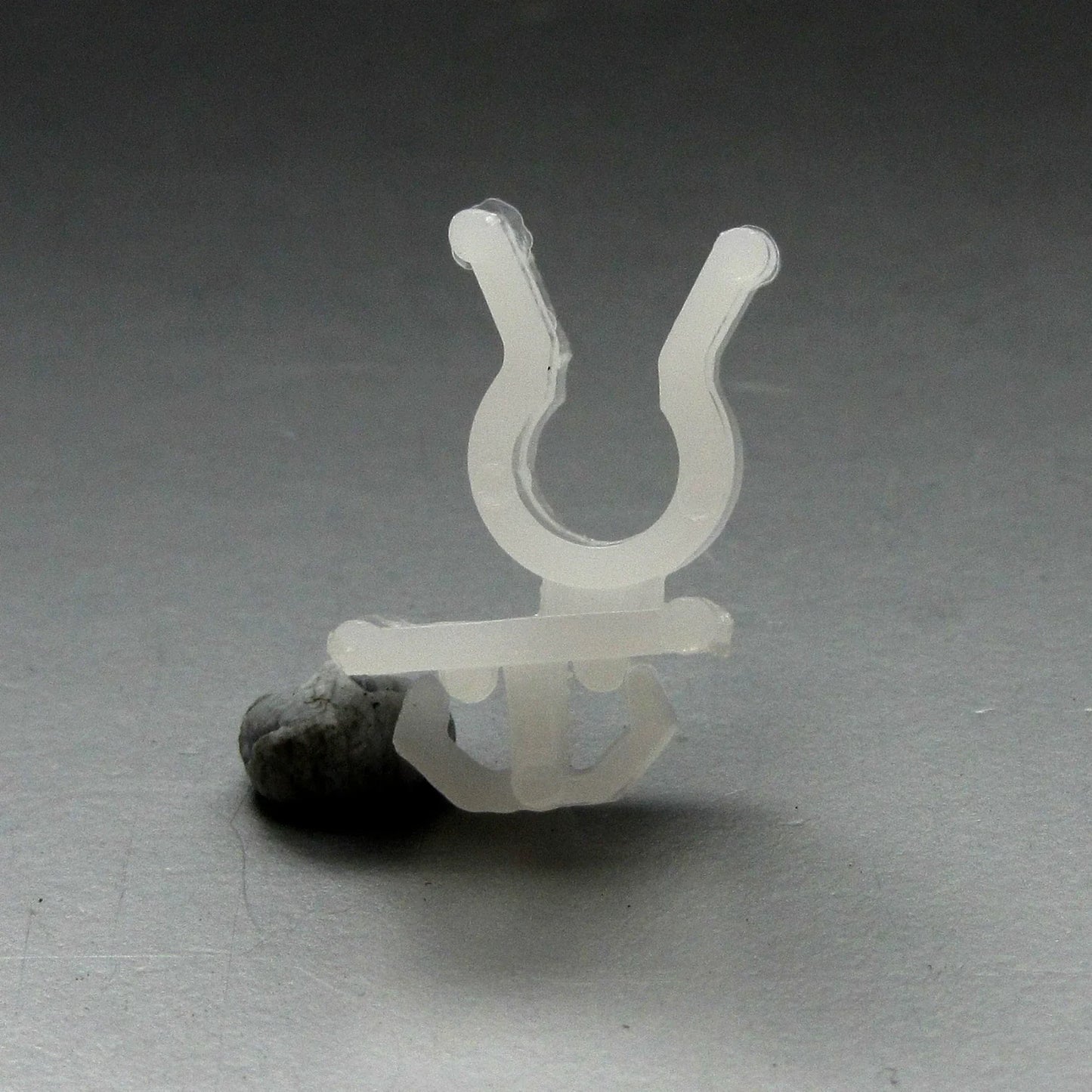 Hood Bonnet Prop Rod Support Clamp Clip for Datsun 620 Ute Pickup Truck