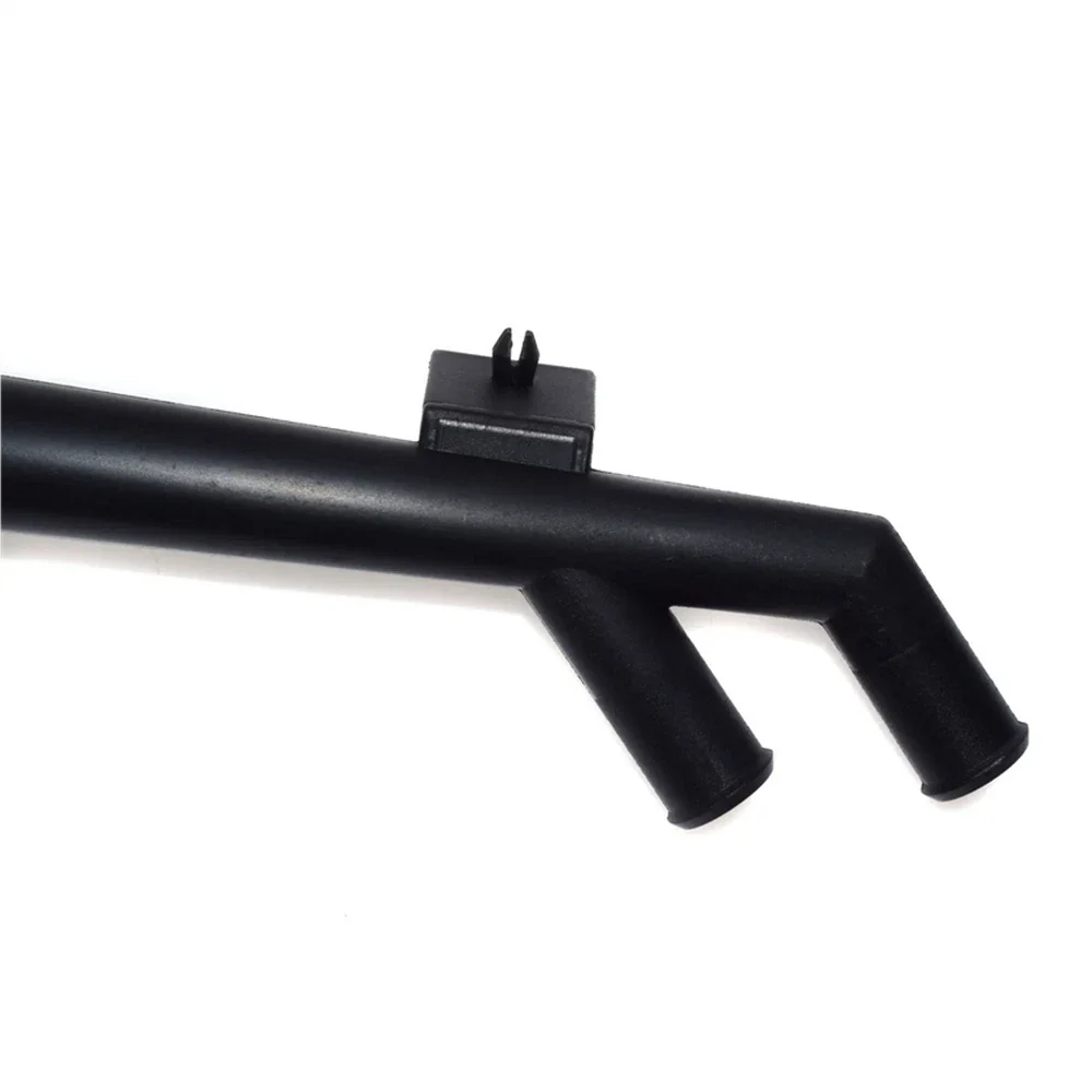 Water Pump Coolant Inlet Tube for 2000-2004 Ford Focus (2000-2004)