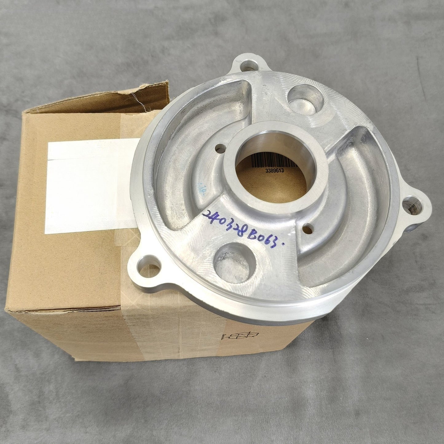 Hydraulic Pump Adaptor for Cummins Engine