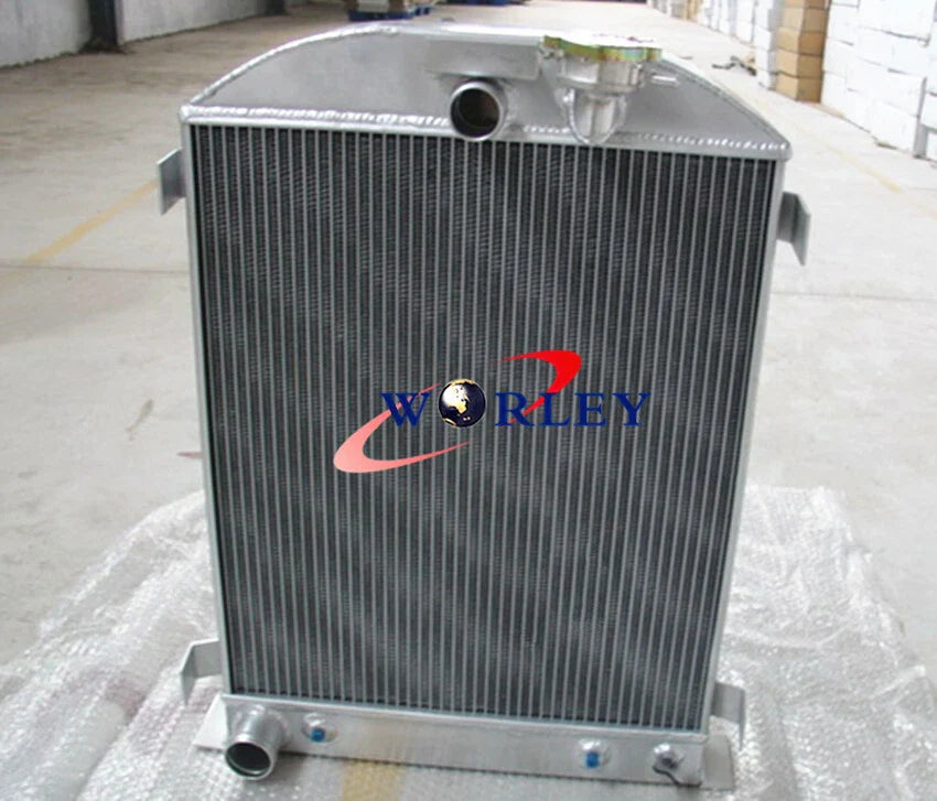 64mm 3 Core Aluminum Radiator + Fan for 1932 Ford HiBoy (1932)