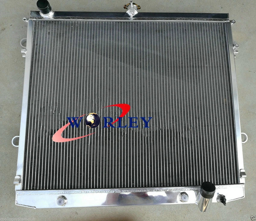 Alloy Radiator for Toyota Landcruiser 200 Series (2007–2015)