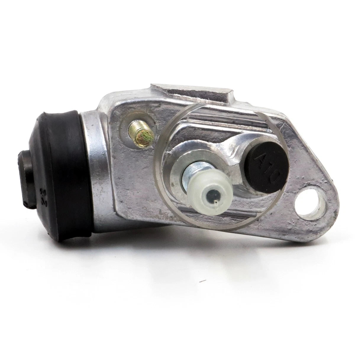 Front Upper Right Wheel Brake Cylinder for Datsun 620 720 520 521 (1968–1996)