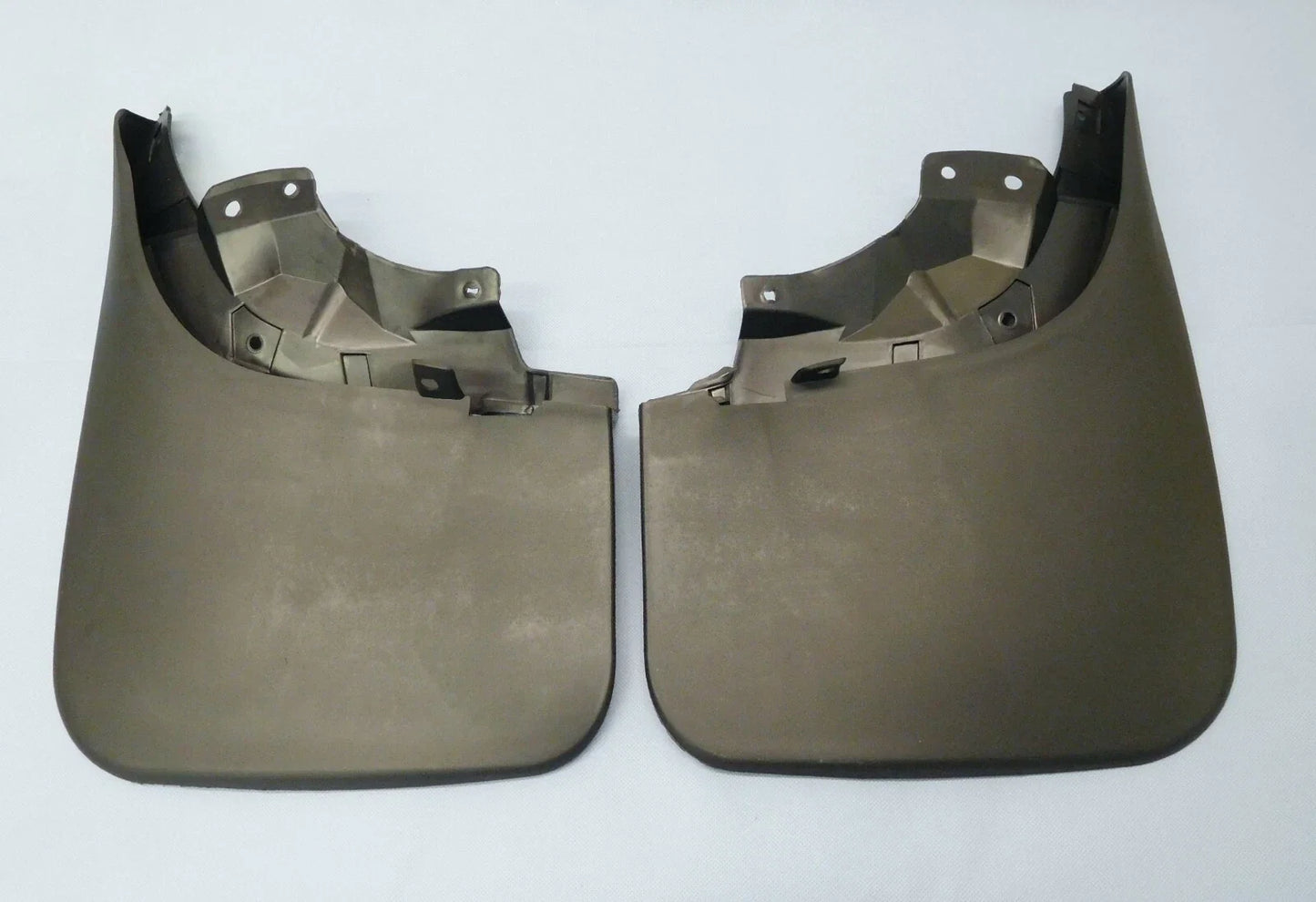 Mud Flaps for Nissan Navara D22 4WD 2001-2008 (2 x LH & RH)