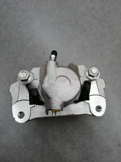Set of 2 Rear Brake Calipers for Toyota 4Runner FJ Cruiser (2003–2009)