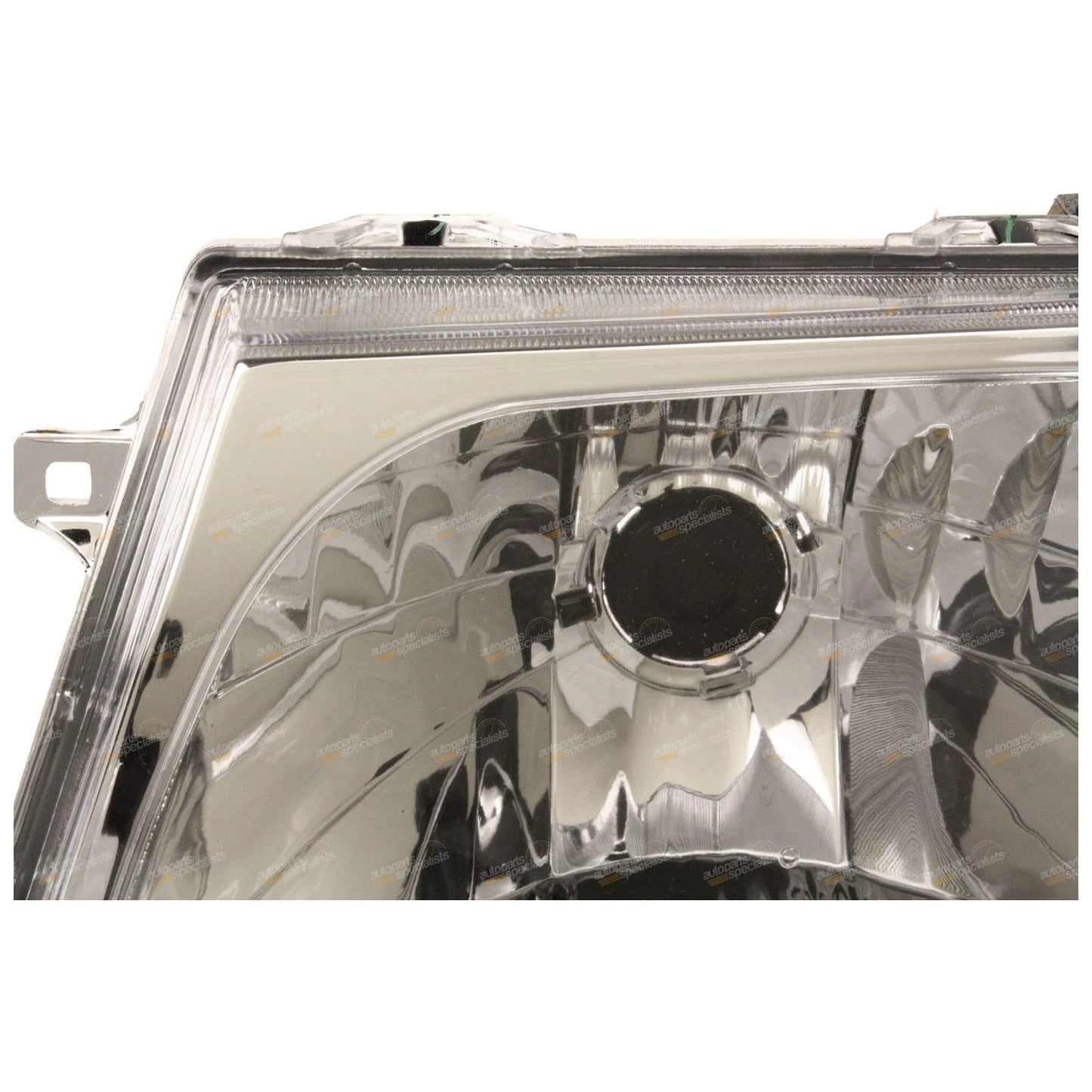 LH Headlight for Toyota Hilux SR5 (2001–2005)