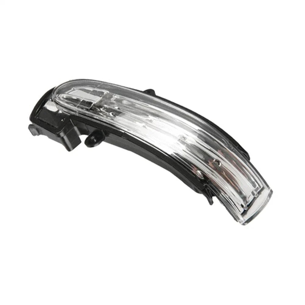 Left Signal Light for Benz C-Class W203 C230 C240 C32 (2004-2007)