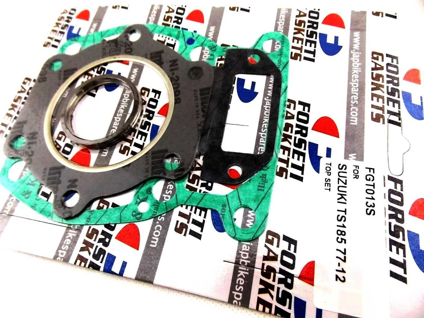 Top End Engine Gasket Set for Suzuki DS185 (1978-1980)
