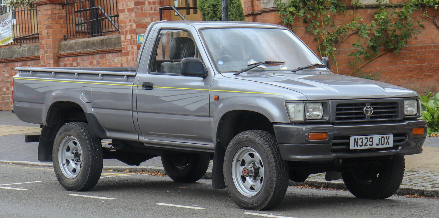 Front Windscreen Weatherstrip Seal for 88-97 Toyota Hilux YN80 RN85 LN85 RN90 LN100