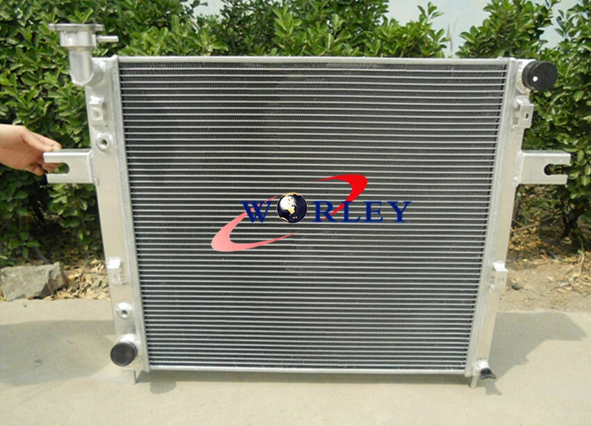 Aluminum Radiator with Fan for Jeep Grand Cherokee (1999–2005)