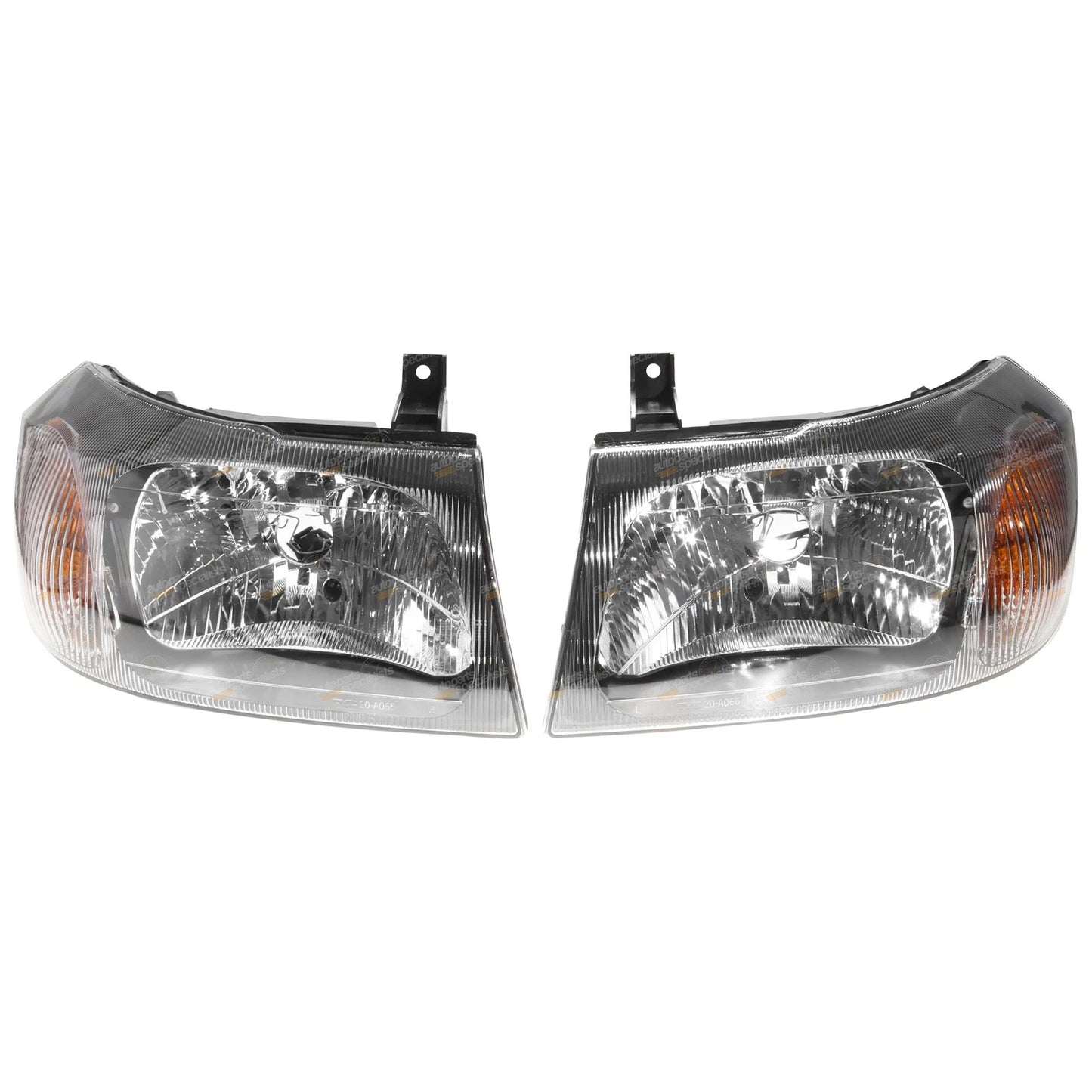 Set of 2 Replacement Headlights for Ford Transit VH/VJ (2000–2006)