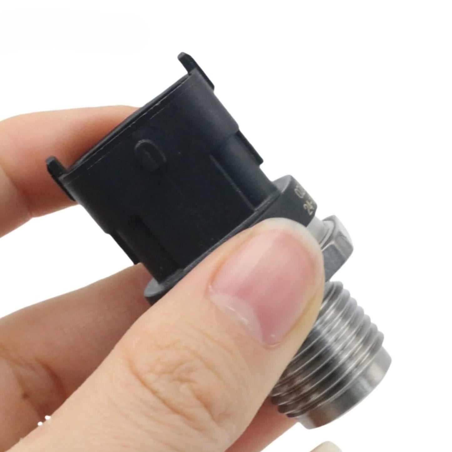 Fuel Rail Pressure Monitoring Sensor for Jeep Grand Cherokee Wrangler Ram 1500