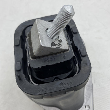 Left Engine Mounts for Land Rover Range Rover III L322 (2002–2009)