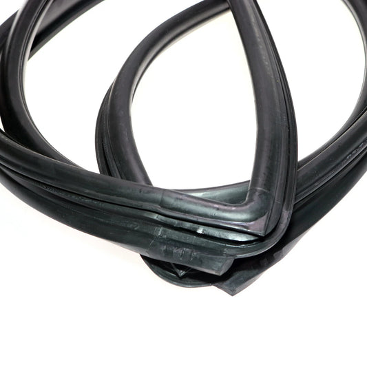 Rear Windshield Rubber for Datsun Sunny/Laurel/Spirit/Tsuru B11